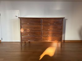 Vintage Kommode aus Massivholz / Mid-Century Stil