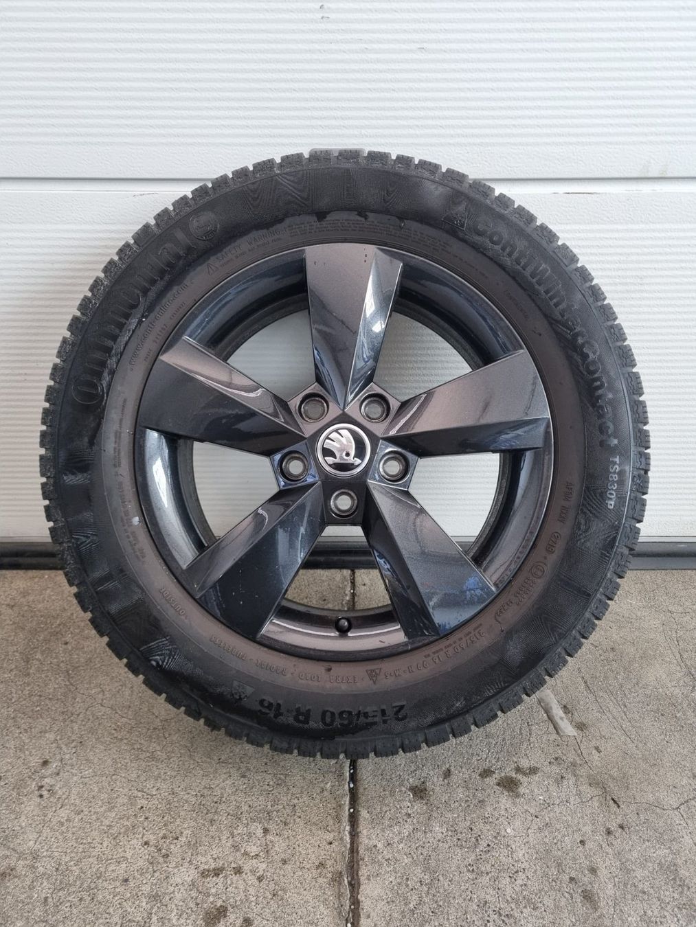 Pneumatici & Ruote complete: Skoda Karoq Winterräder – Usato da Kirchdorf AG venduto da Cartastic_AG 2