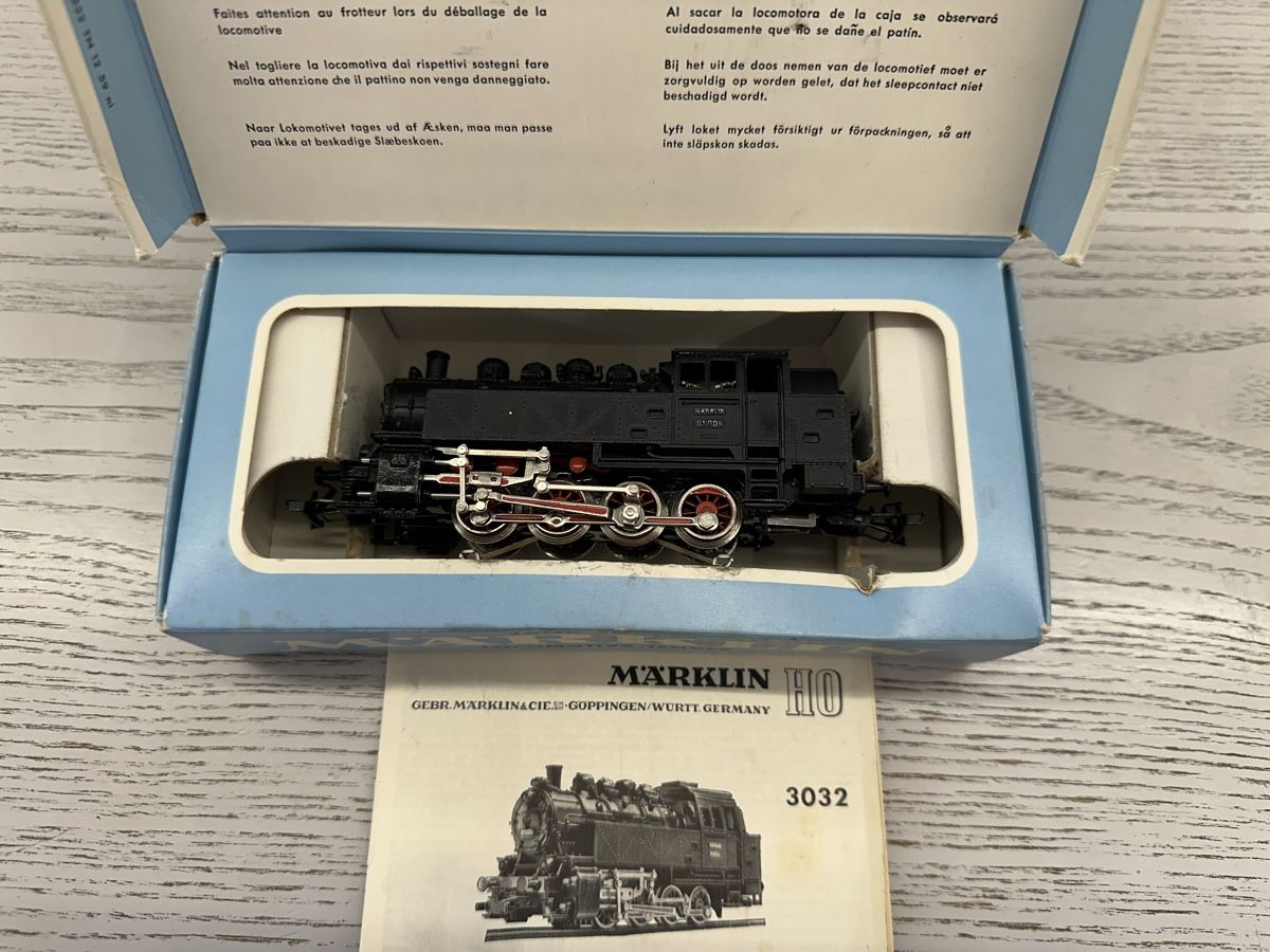Märklin Modelleisenbahnen: Märklin 3032 DB BR 81 Tenderlok – Gebraucht aus Lupsingen von New-Haven 6