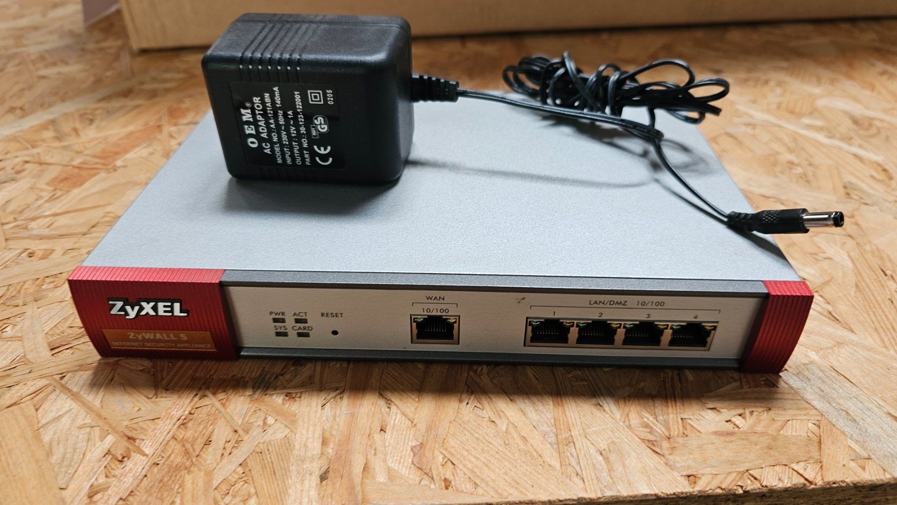 Zyxel Firewall: Zyxel ZyWALL 5 Internet Security Appliance ab Fr. 1.- – Gebraucht aus Koppigen von Bracher_Mail-House 2