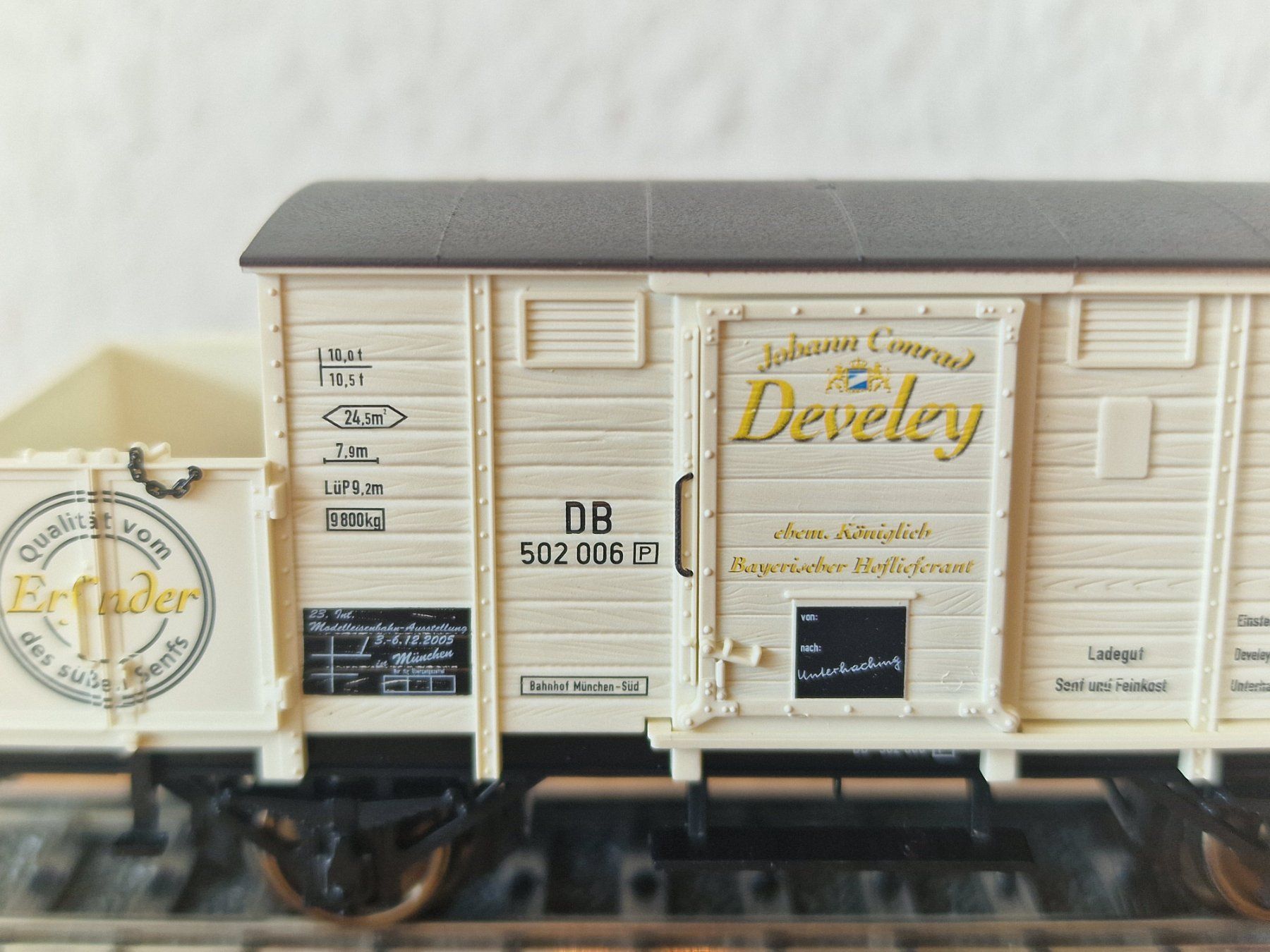 Märklin Modellini di ferrovie: DB Güterwagen Develey H0 – Usato da Matten b. Interlaken venduto da lor_hr9w 4