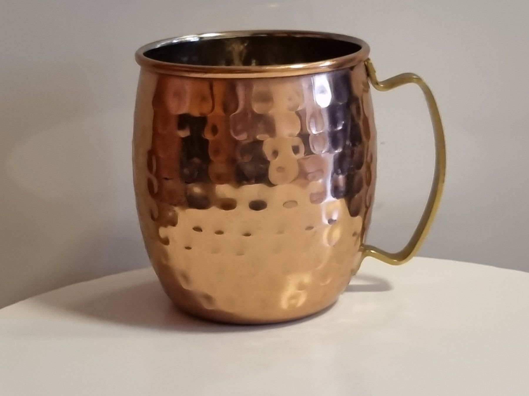 Tassen: Vintage Kupfer Becher Hammerschlag Messing Griff – Gebraucht aus Scharnachtal von devin03