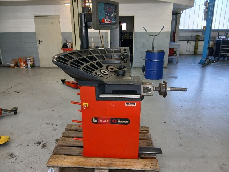 Tutte le macchine: Auswuchtmaschine  BEAN 948 – Usato da Aarberg venduto da Moser56