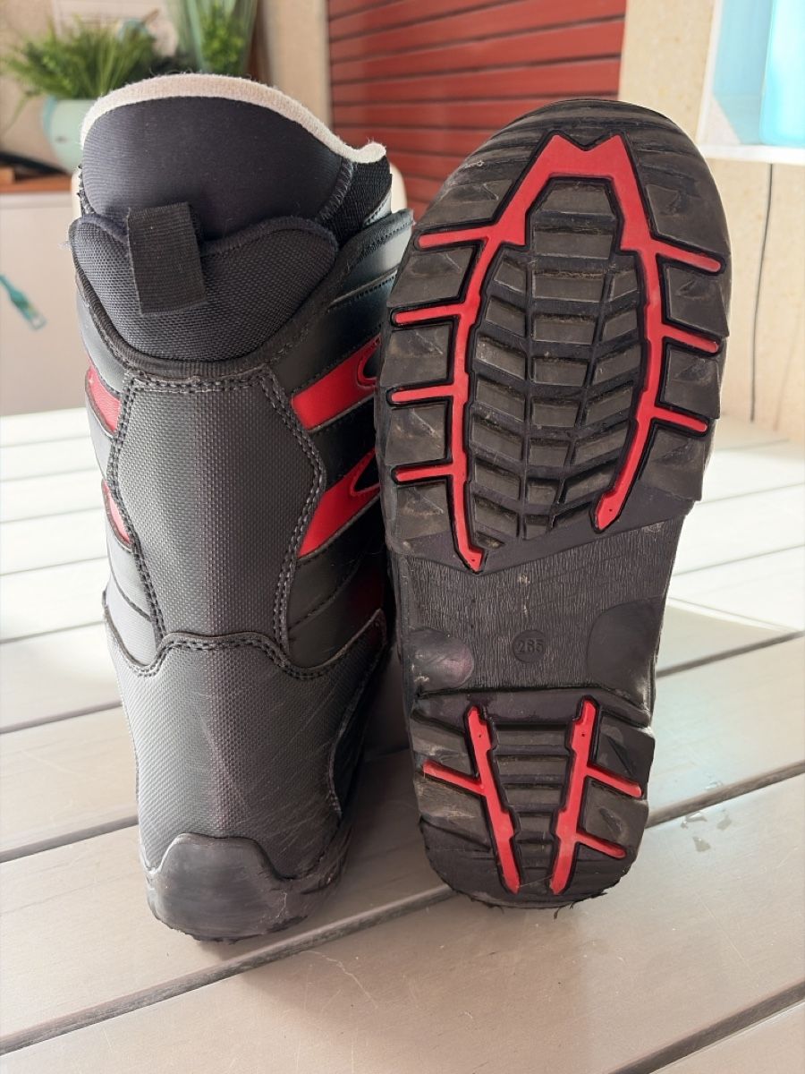 Chaussures hommes: Boots de snowboard Obscure – D'occasion à Marin-Epagnier par hibiscus26 1