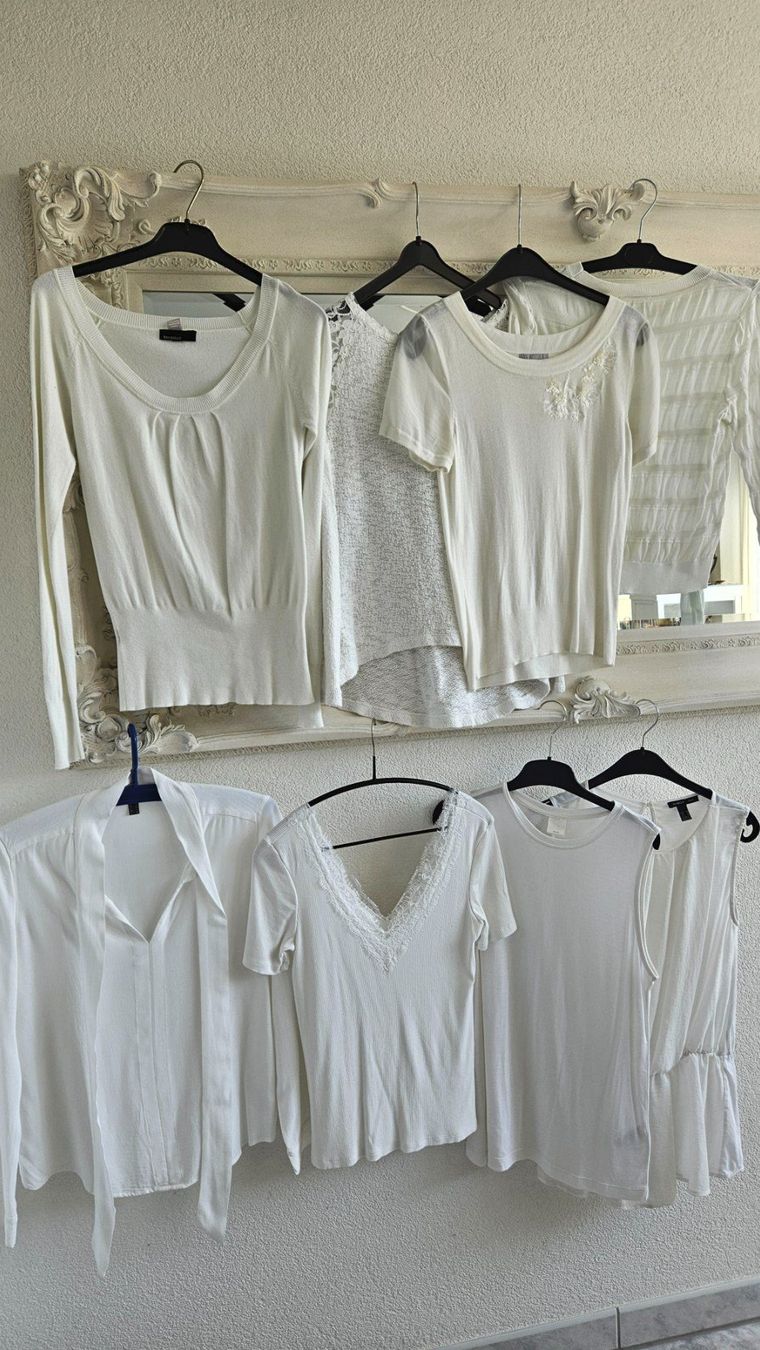 Lotti di vestiti: Kleiderpaket Gr. M Weiss 9 Stück Pullis Blusen Hose – Usato da Gossau ZH venduto da fashiontwo