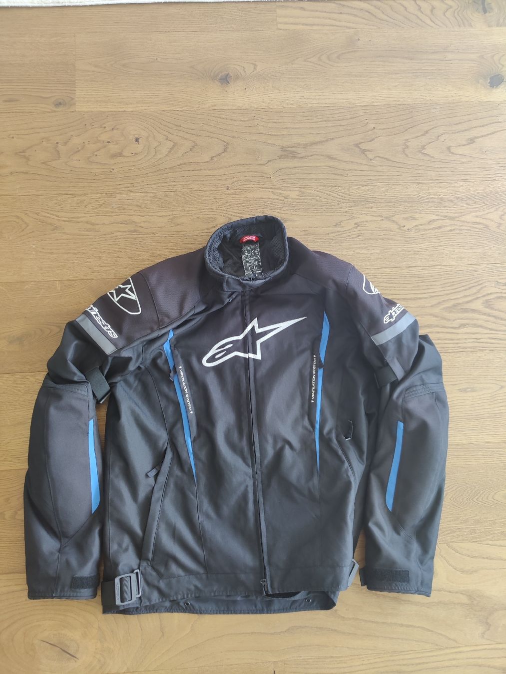 Alpinestars Anzüge: Motorradbekleidung Alpinestars – Gebraucht aus Tegerfelden von Valentin_Jeggli