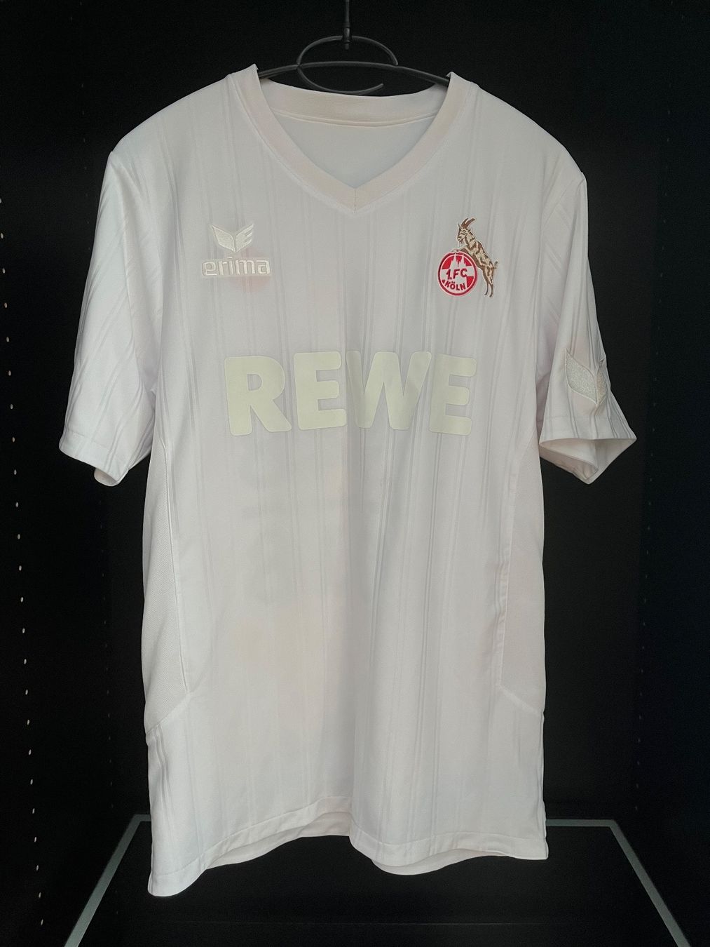 Erima Canottiere & Pantaloni: 1.FC Köln Sondertrikot – Nuovo (secondo la descrizione) da Näfels venduto da dom_9p7f