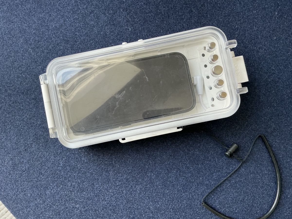 Lampes & Photographie: Scuba Diving iPhone case (45m) – D'occasion à Zürich par jankais3r 2
