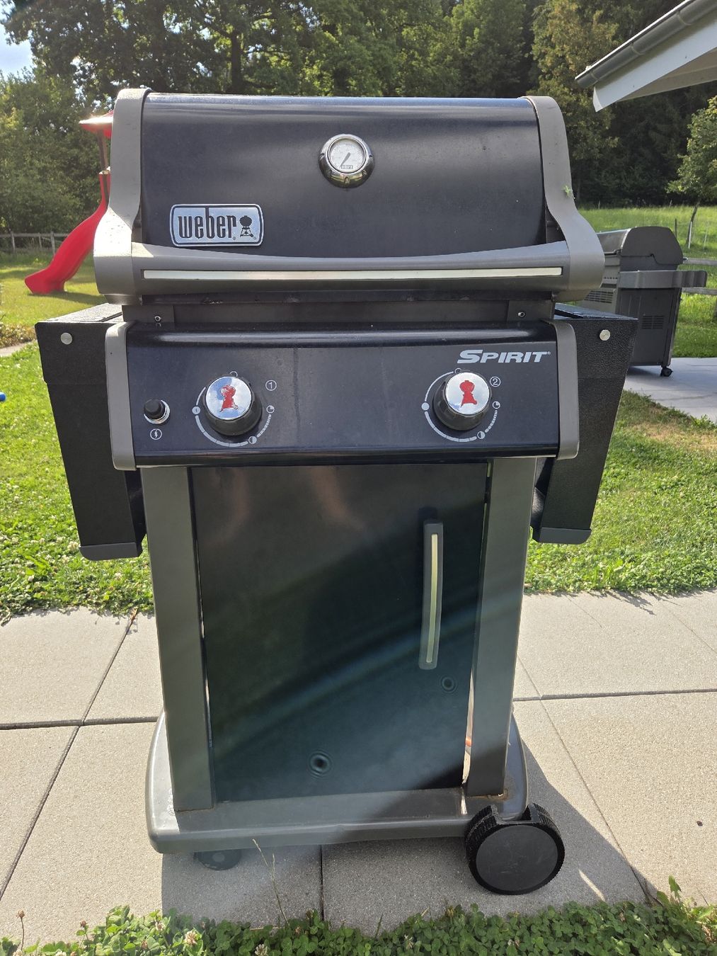 Weber Grils: Weber Grill Spirit – D'occasion à Rothenburg par friesblatten