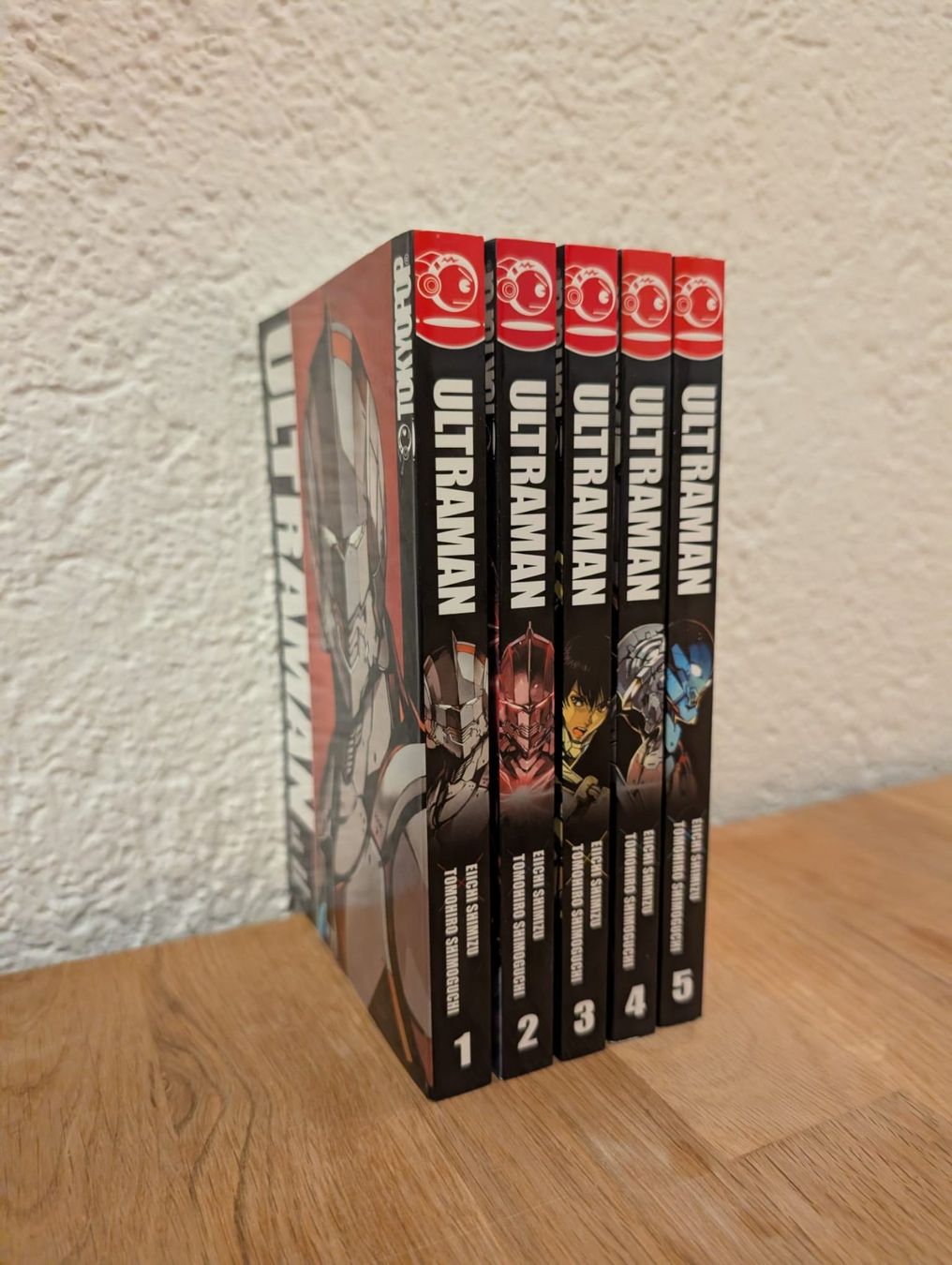 Fumetti: Ultraman 1-5 Manga DE – Usato da Bülach venduto da Kumakun95