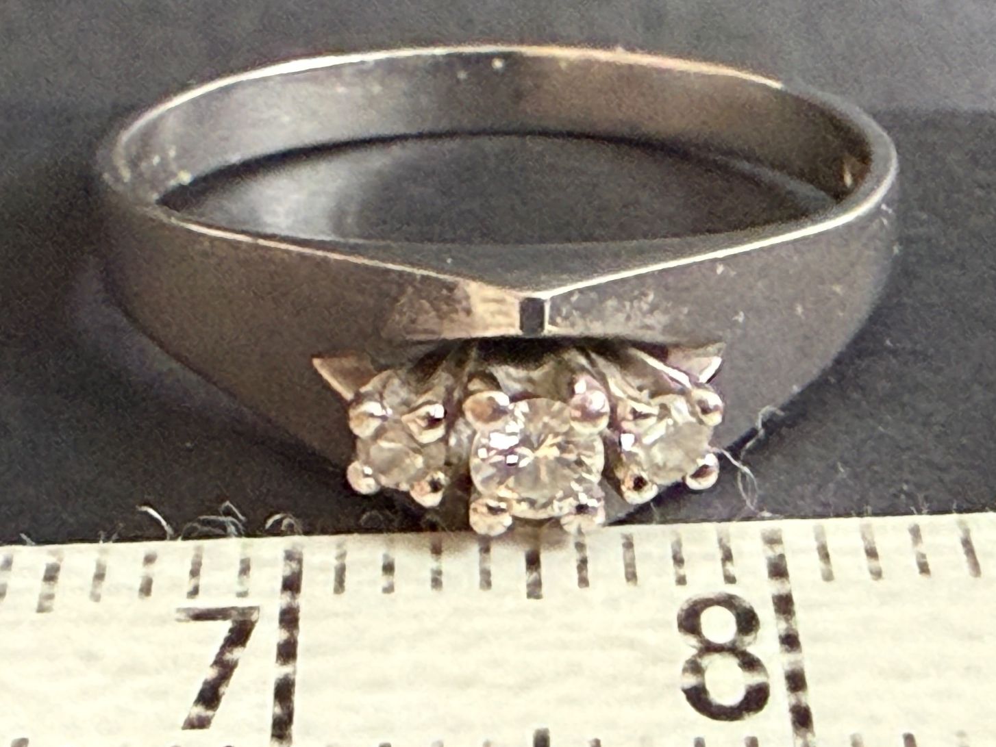 Anelli: Weissgold Ring mit Diamanten 750, 18K – Usato da Spiegel b. Bern venduto da Rogger72 5