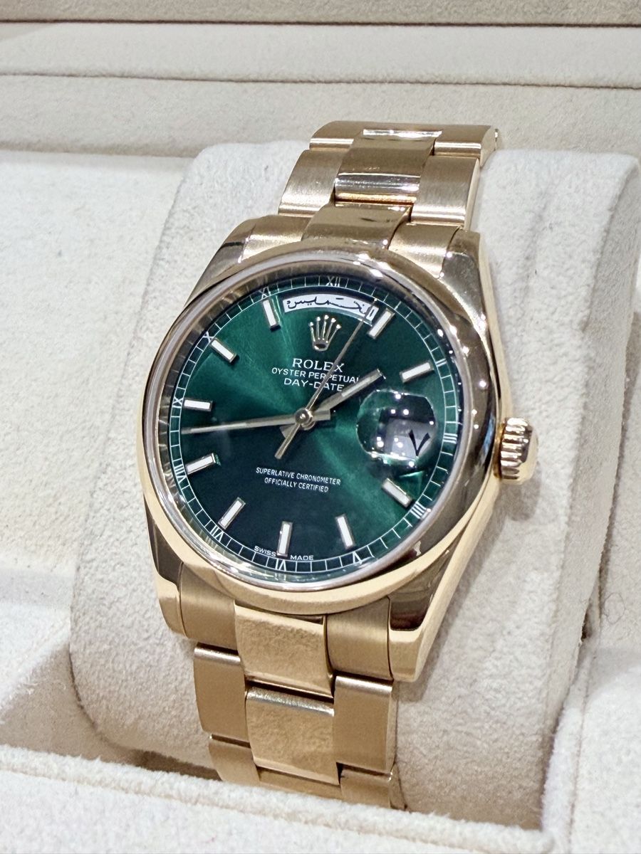 Rolex Orologi: Rolex Daydate 118208 Green Arabic Date – Usato da Zürich venduto da WATCHROOM