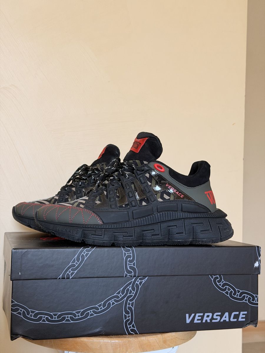 Versace Scarpe da uomo: Baskets Versace Trigreca taille 41 – Nuovo e nell'imballaggio originale da Le Lignon venduto da Ana2831 1