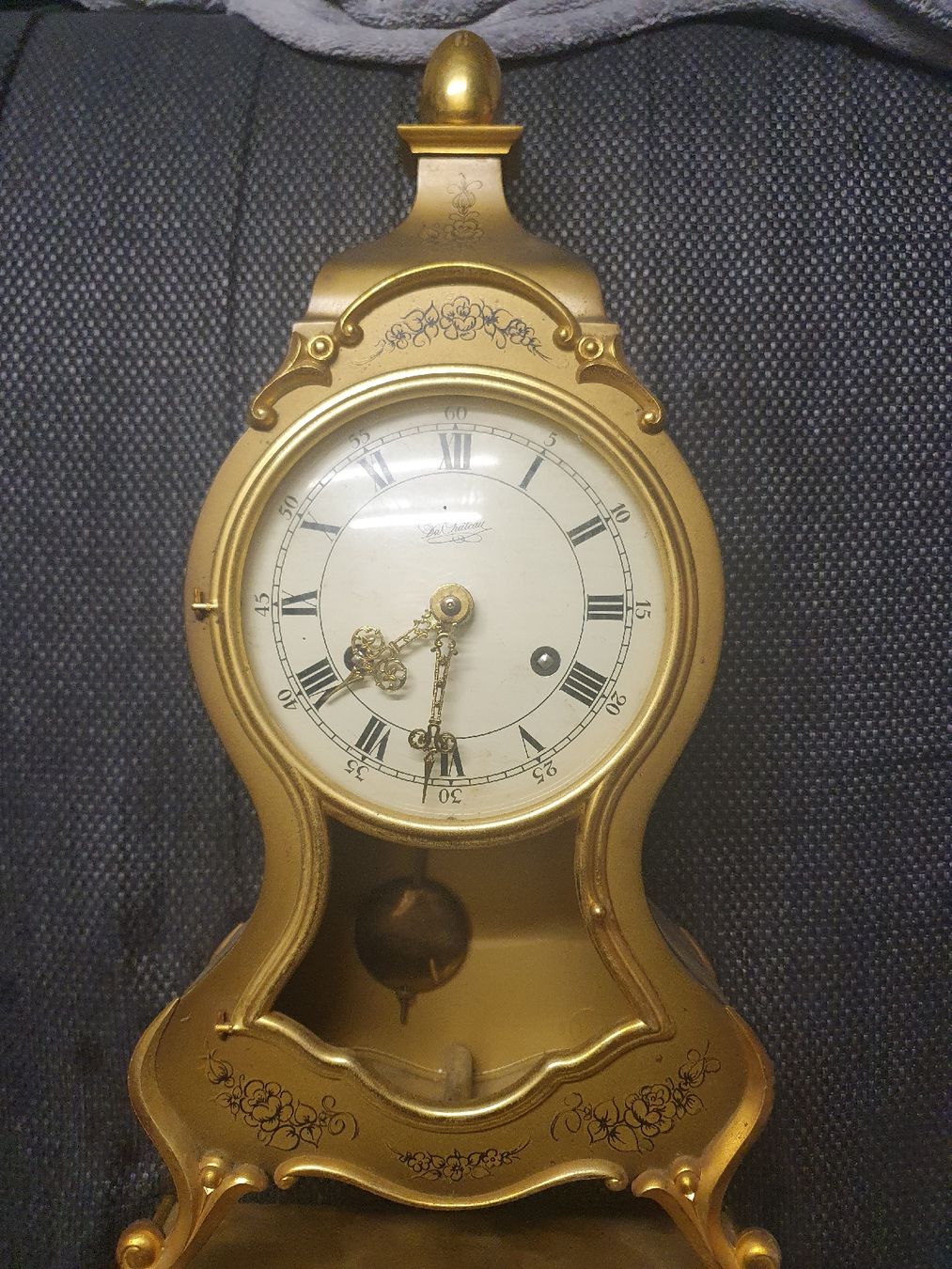 Stand- & Wanduhren: Du Chateau Wanduhr in Gold – Gebraucht aus Herznach von VwGolfer 1