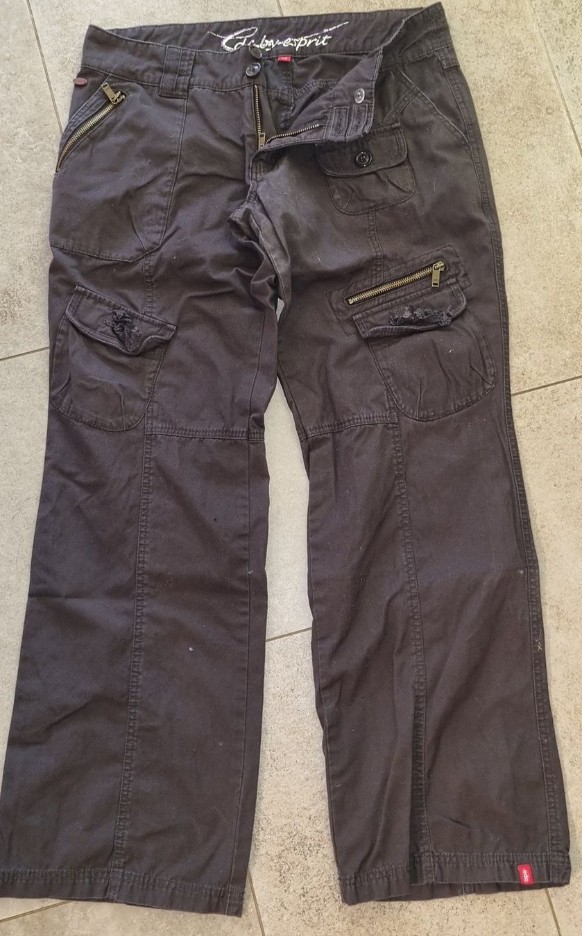 Hosen: Hosen gr.42 – Neu (gemäss Beschreibung) aus Grossdietwil von GNOM313