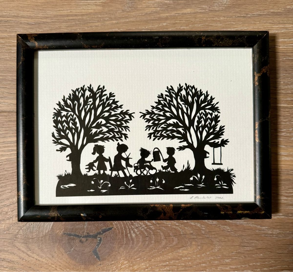 Grafiken & Lithographien: Kleiner Scherenschnitt gerahmt - signiert - 2002 – Gebraucht aus Rothrist von Luckywinner 1
