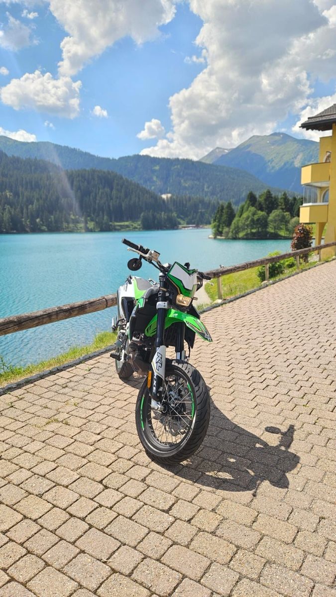 Kawasaki Strada: Kawasaki KL KXE 125 – Usato da Davos Platz venduto da pla_k6m2 1