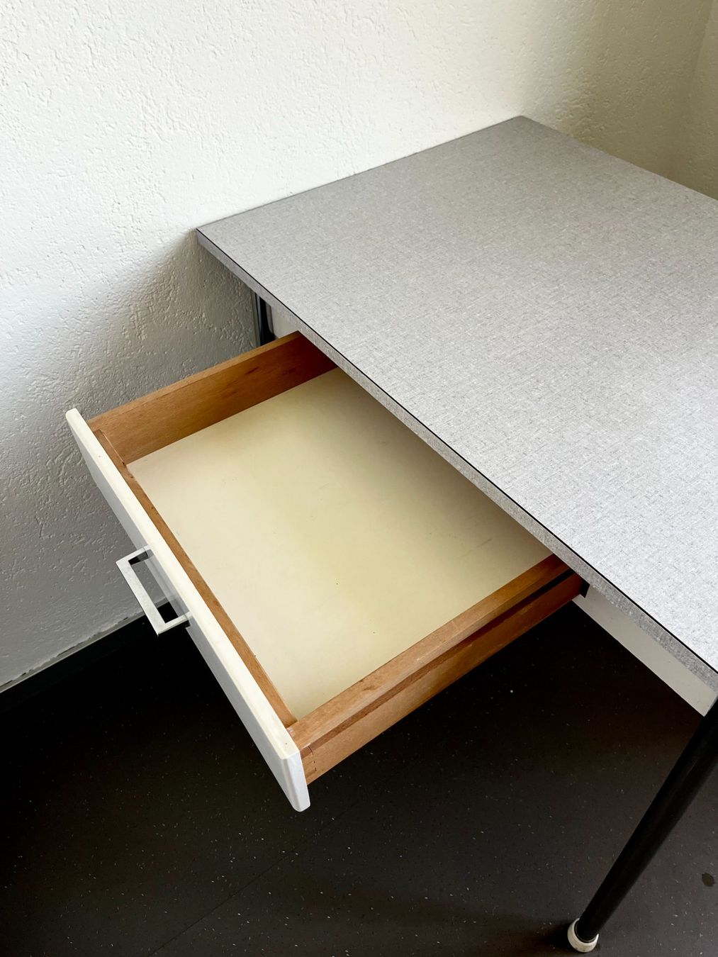 Set di tavolo e panche: Kelko Küchentisch Set – Usato da Zürich venduto da miketreeman 5