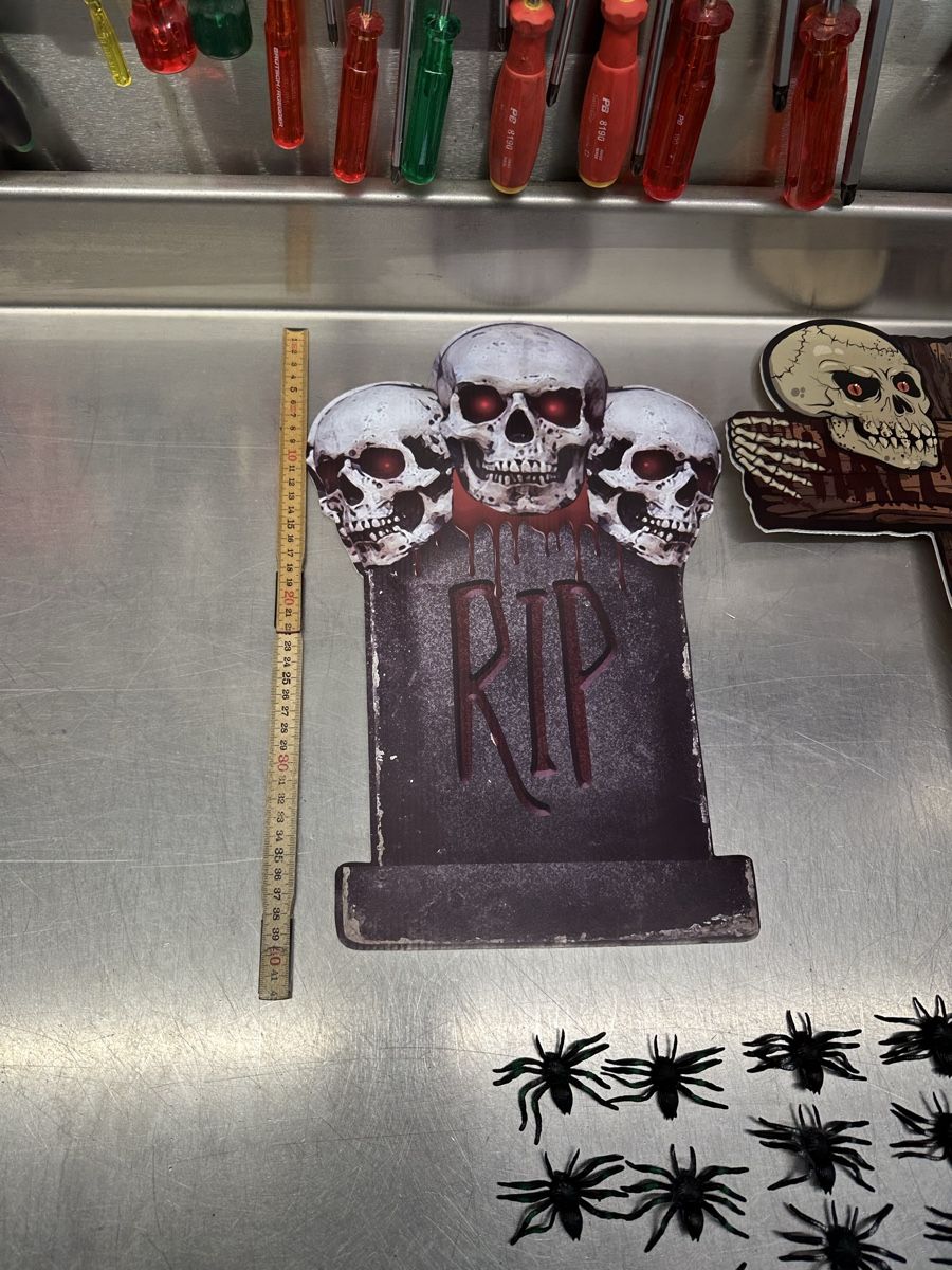 Tutte le decorazioni: Gruselige Halloween-Deko – Usato da Schwende venduto da weesli 1