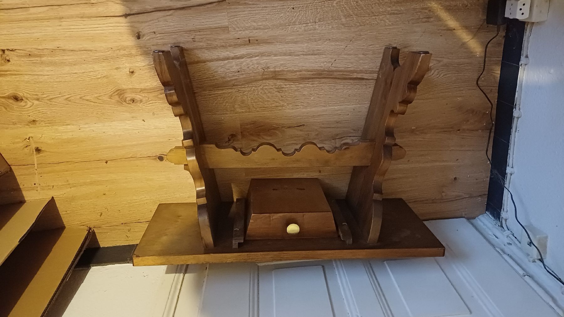Articoli in legno: Schönes Bänkli In Nussbaumholz – Usato da Flawil venduto da Pinkmalibu 6