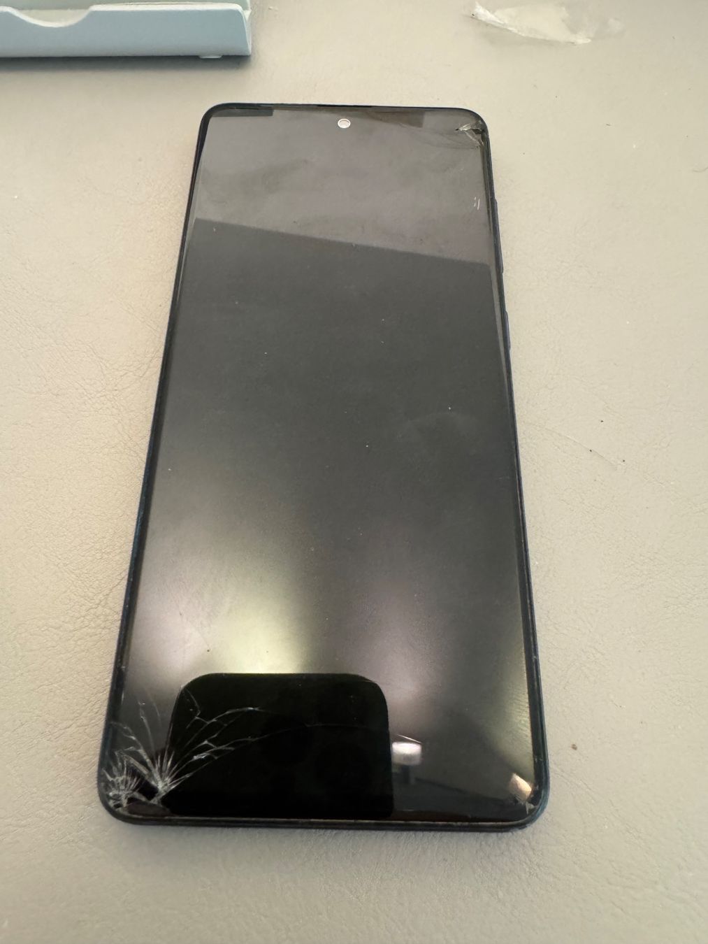 Samsung Telefoni cellulari / Smartphones: Samsung Galaxy A51 – Difettoso da Adliswil venduto da Busys