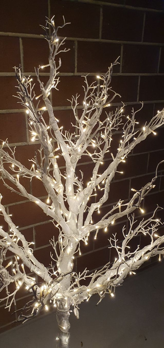 Tutte le decorazioni: Gartenbeleuchtung Baum weiss / Lichterbaum – Usato da Münchenstein venduto da Thomi61 5