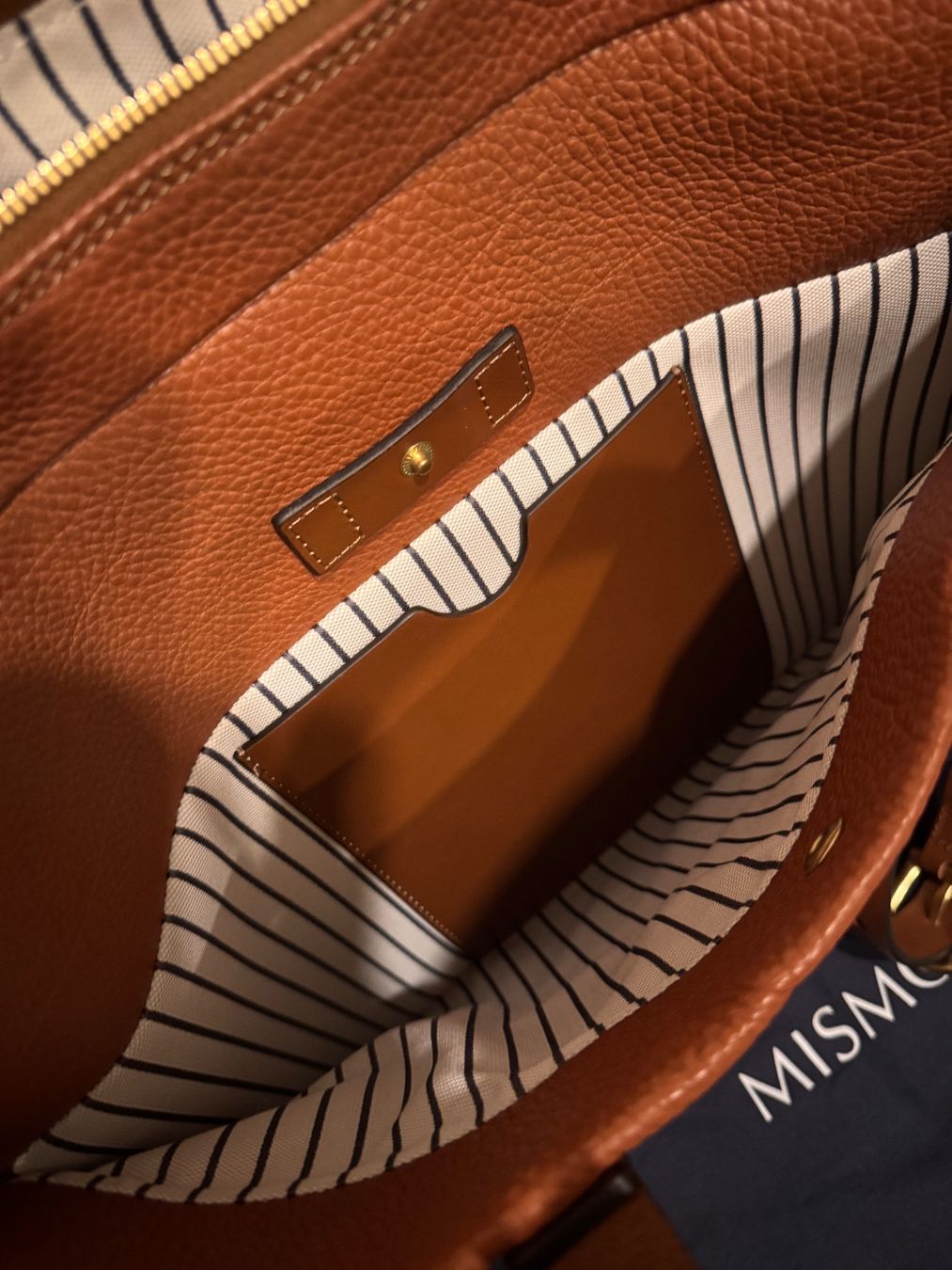 Valigie & Borse: MISMO Aspire Pebbled Leather Briefcase Tabac CHF 815 – Nuovo (secondo la descrizione) da Unterseen venduto da SONY-CoolGo 2