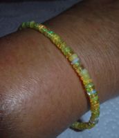 Echtschmuck: Welo-Opal Armband
