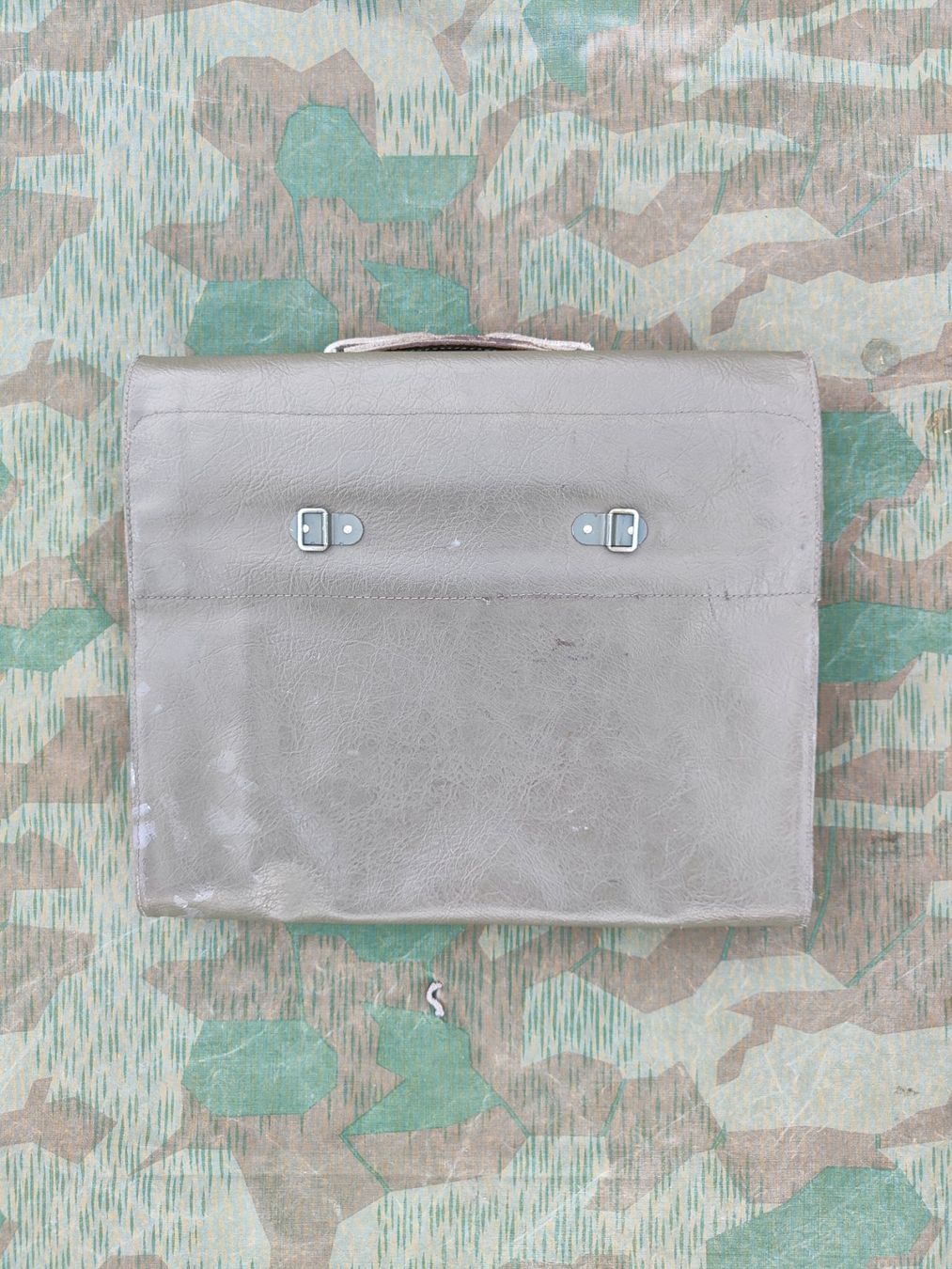 Schweizer Armee Uniformen: Effektentasche Ord. 1958 von 1967 – Gebraucht aus Bauma von SwissMilitaria 1