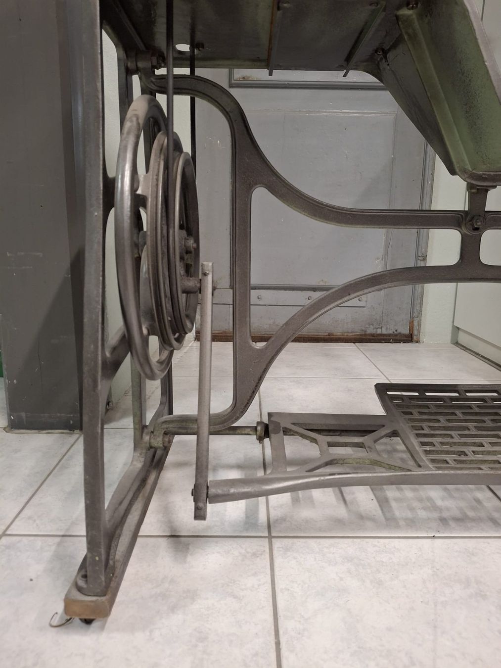 Adler Macchine da cucire: Adler 30-5 Nähmaschine – Usato da Neuägeri venduto da Ws193 5