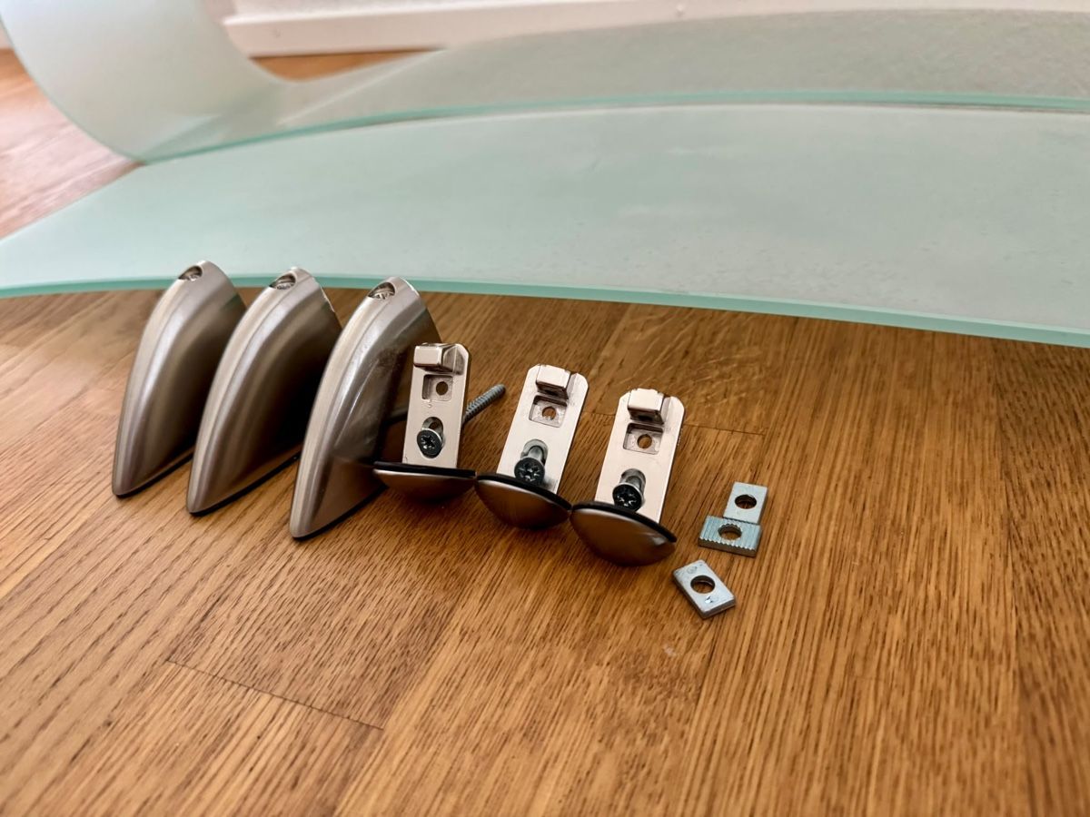 Regale: Design Glasregal mit Wandhalterungen – Gebraucht aus Rain von san_vdr7 1