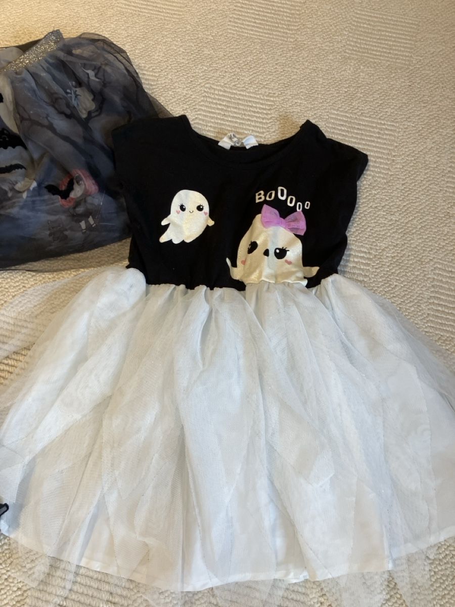 Costumi: mädchen kostüme gr110-116 – Usato da Weissbad venduto da Praxedis_P51 1