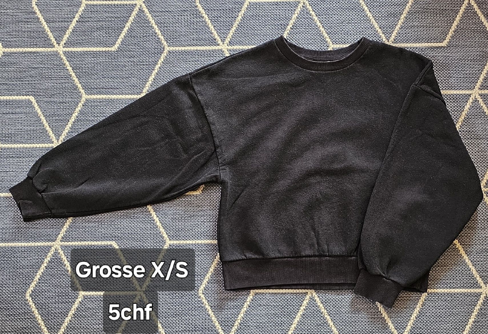 Camicette: Sweatshirts – Usato da Niederbuchsiten venduto da p16_k9xy