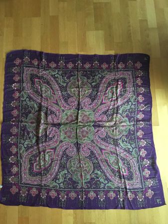 20 X Foulard Halstuch Kopftuch écharpe Viscose(=BW) grün/rot