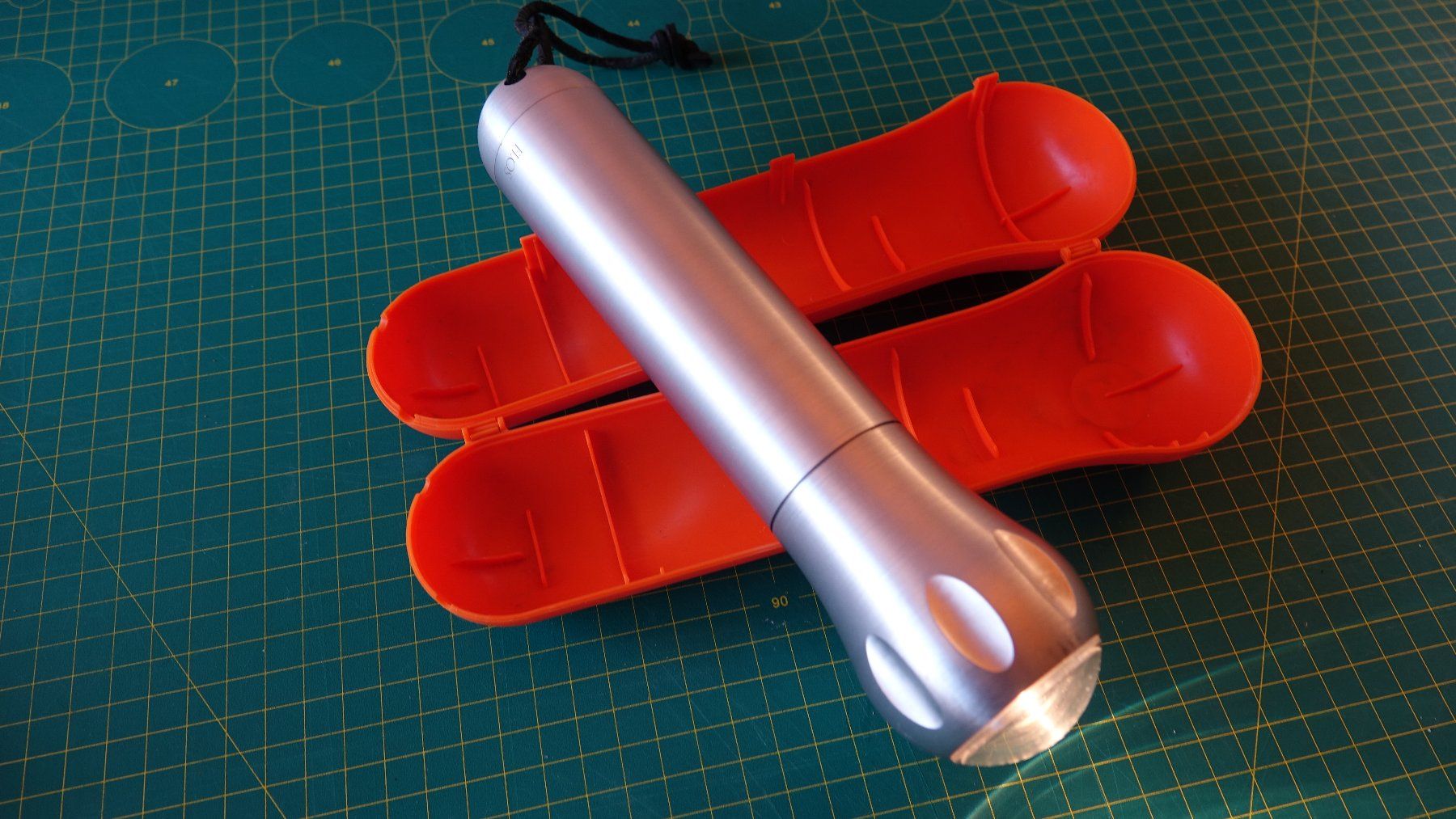 Flos Lampade: Marc Newson Design FLOS Taschenlampe – Nuovo (secondo la descrizione) da Canobbio venduto da rima71
