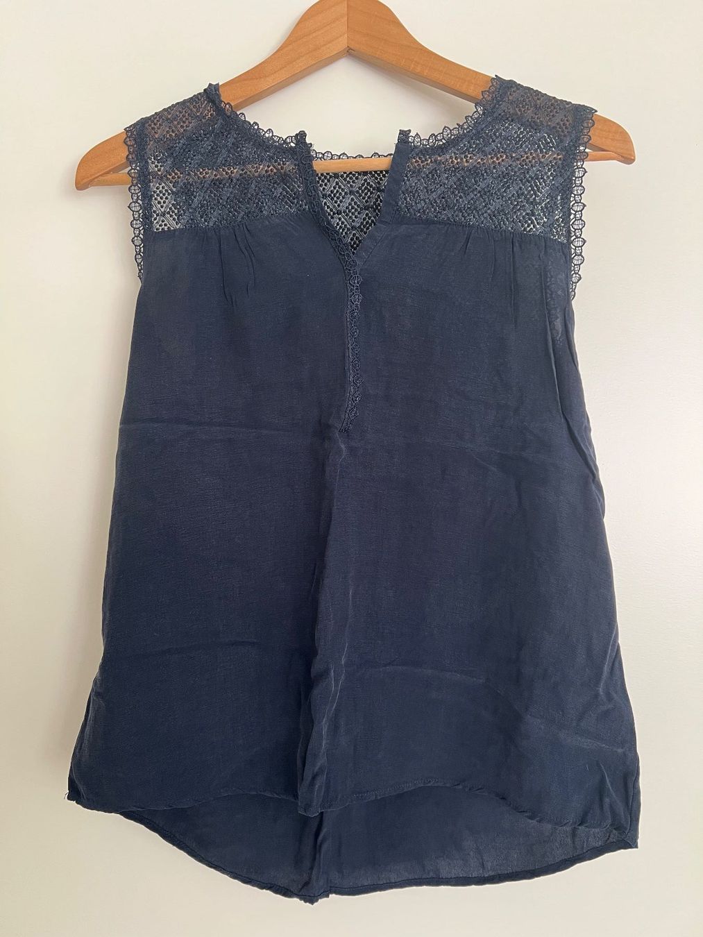 Opus Top: Navyblaues Oberteil von Opus in Gr. 36 – Usato da Winterthur venduto da mic_l98y