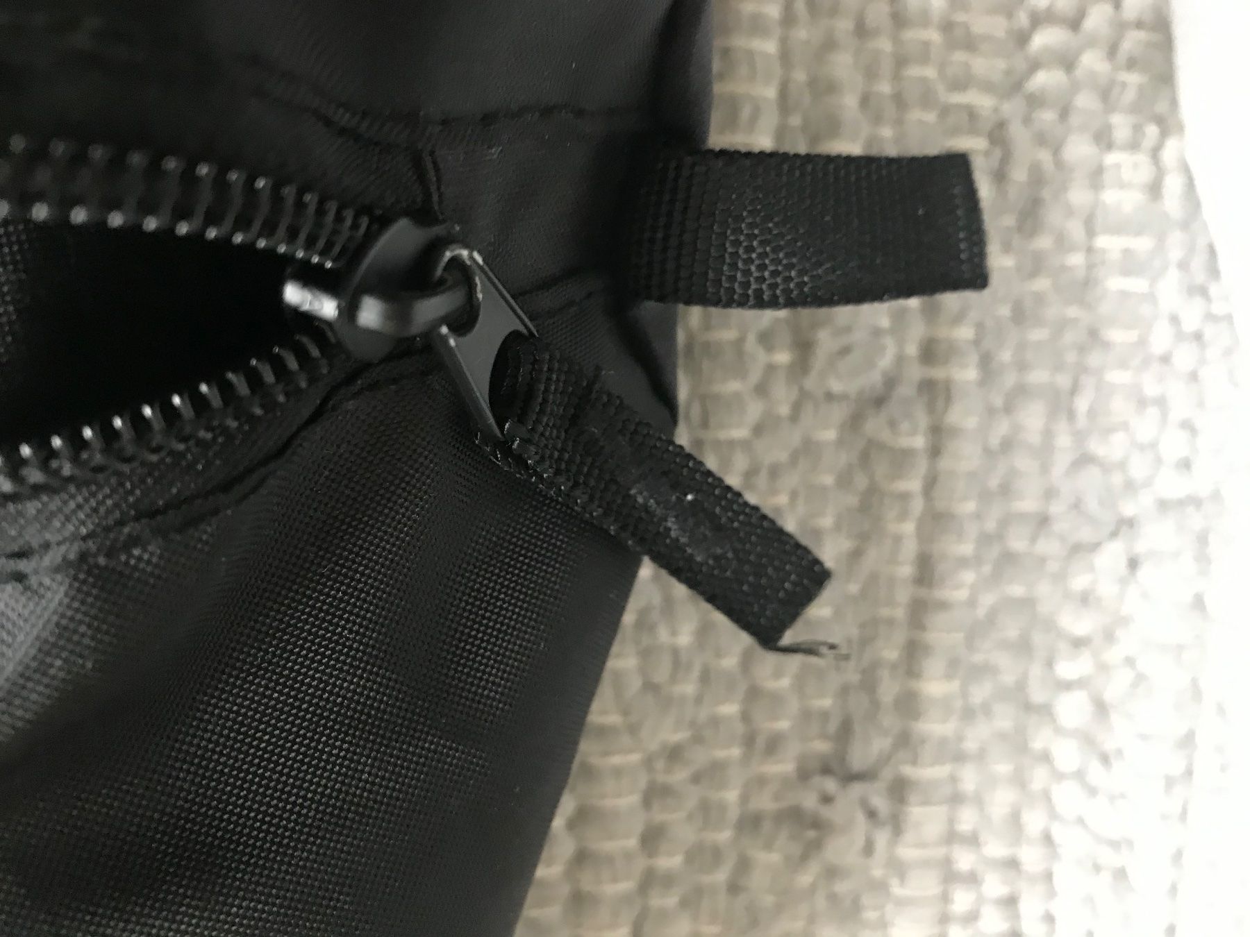 Borse da donna: Gymnastik/Turn Tasche – Usato da Affoltern am Albis venduto da variablend 2