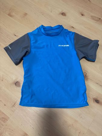 ​🏄‍♂️ Dakine Rashguard / Schwimmshirt Gr. 128-140
