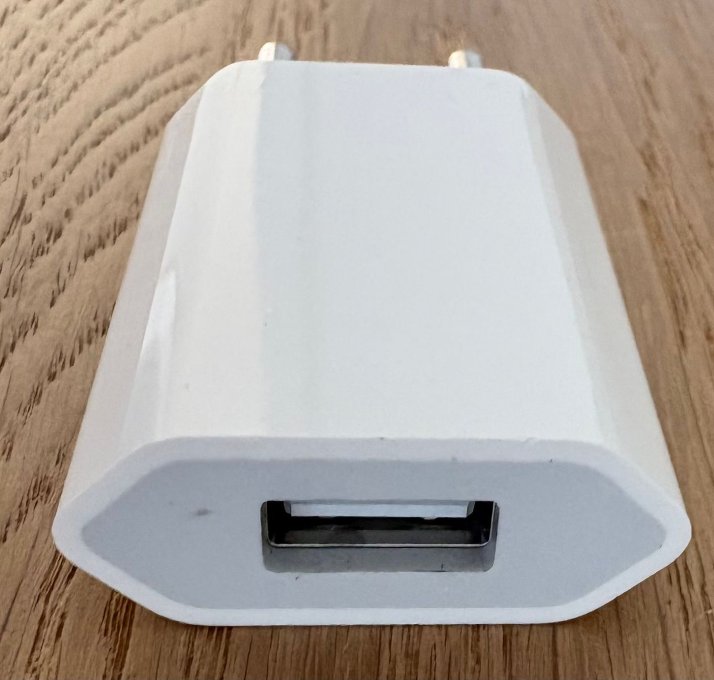 Apple Laufwerke & Adapter: Apple USB Ladeadapter 5 W | Neuwertig – Neu (gemäss Beschreibung) aus Zürich von Gaikokujin 3