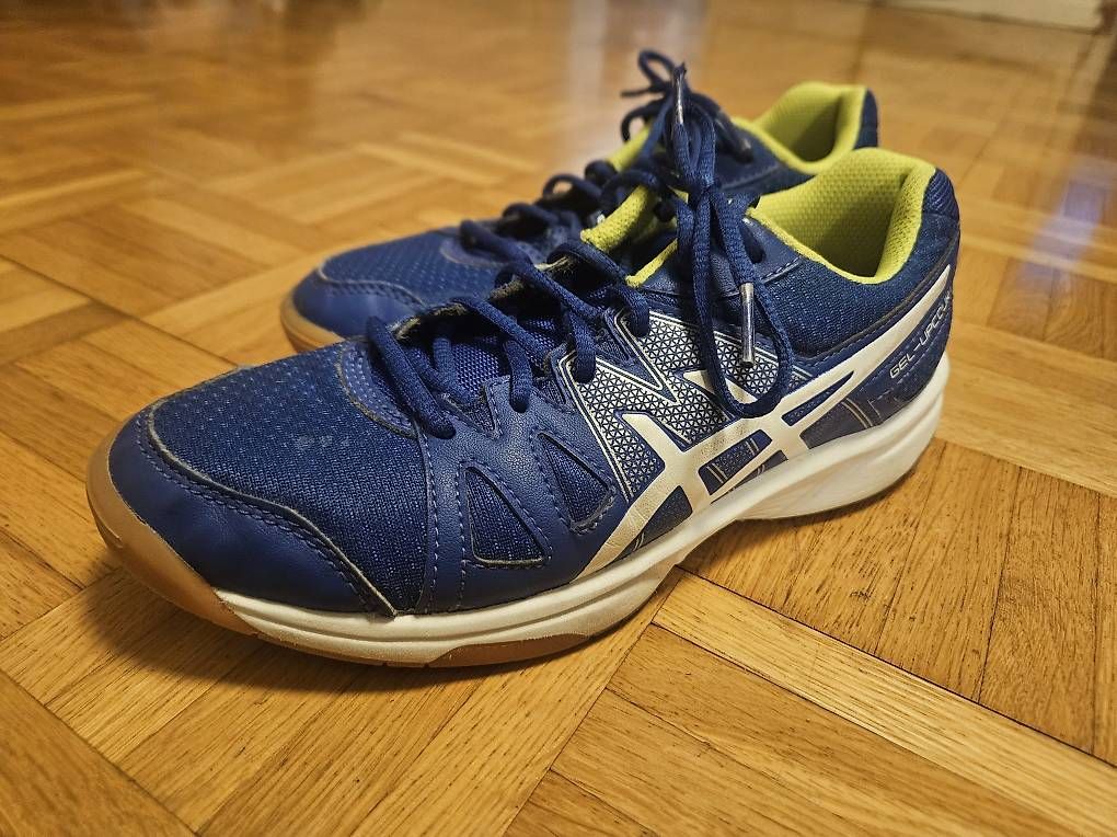 Chaussures hommes: Asics Gel Hallenschuhe Gr. 37 – D'occasion à Zürich par steffenboch