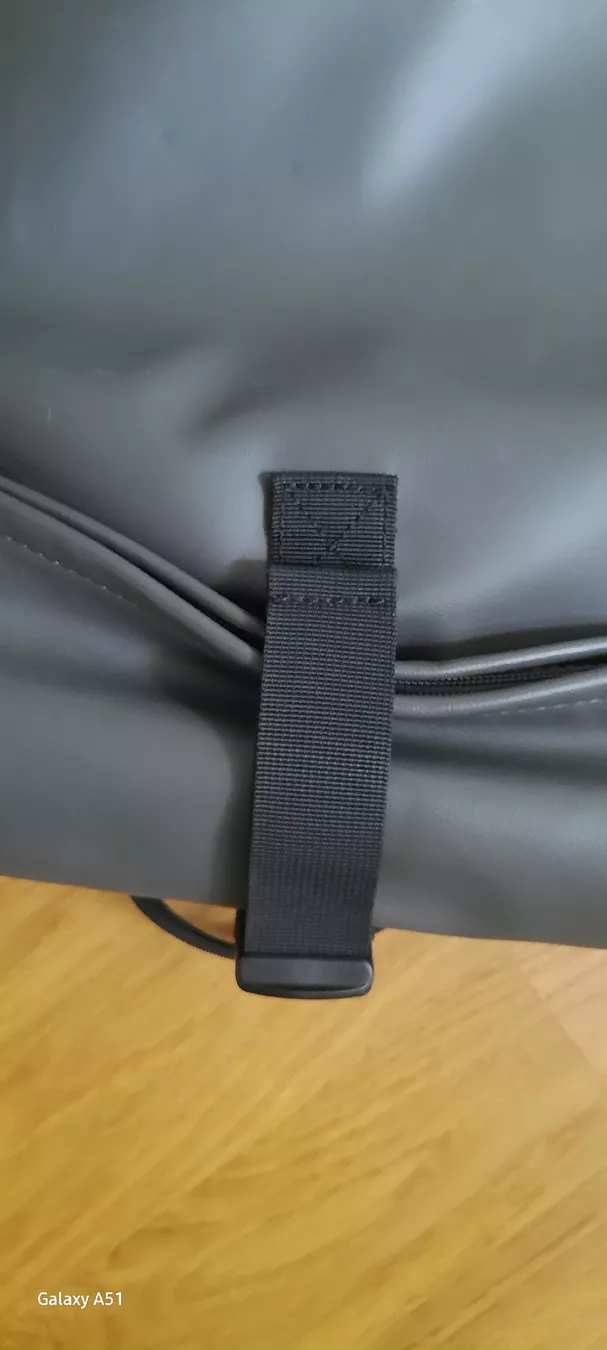 Zwei Zaini: ZWEI Rucksack grau  – Usato da Wädenswil venduto da H2H_Secondhandshop 3