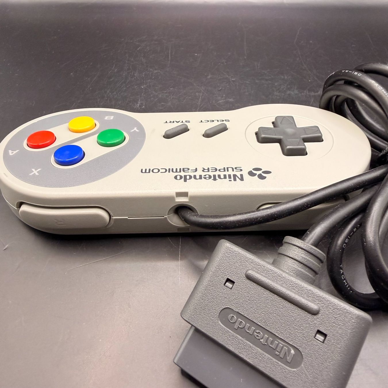 Nintendo Controller: Original SNES Controller – guter Zustand – Usato da Düdingen venduto da Nerdworld 2
