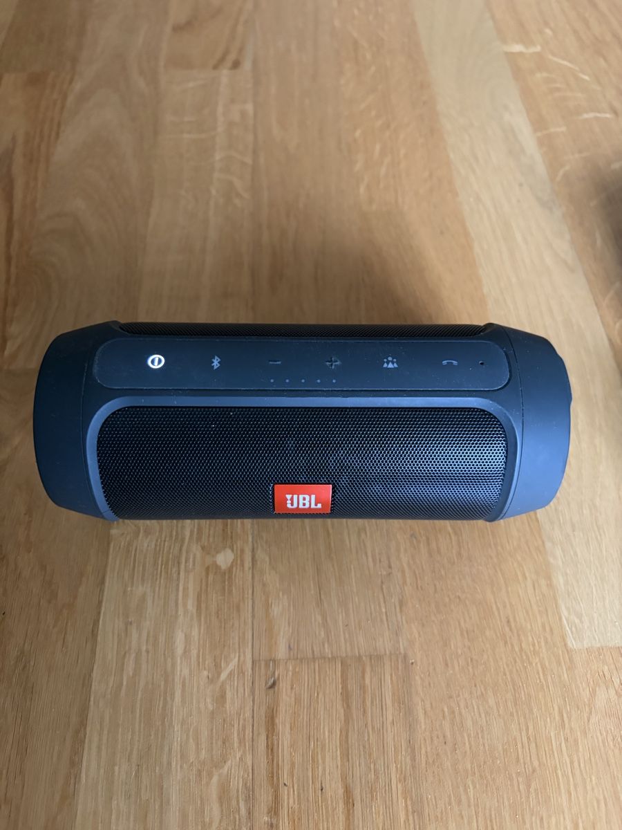 JBL Casse acustiche: JBL Charge + Case – Usato da Regensdorf venduto da WetTowel42