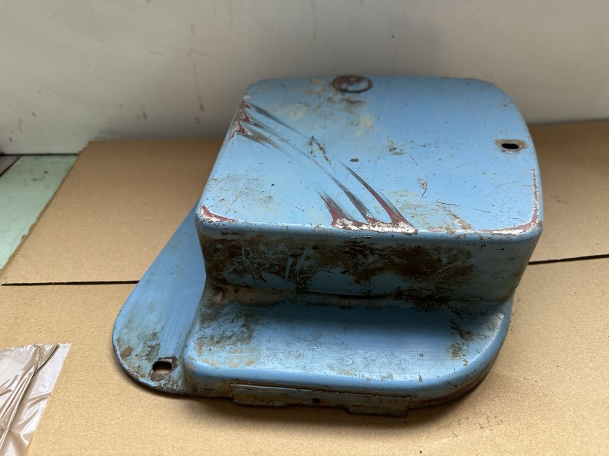 Tutti i ricambio per moto: Cache pour moto ancienne vétéran oldtimer JAWA – Usato da Courtételle venduto da claude41 2