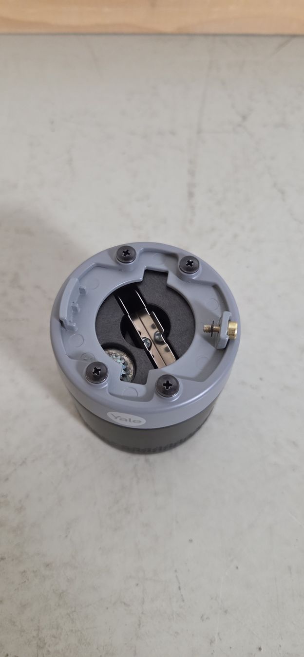 Lucchetti: Yale Linus Smart Lock L2 Lite – Schwarz – Usato da Cham venduto da _DealFactory_ 4