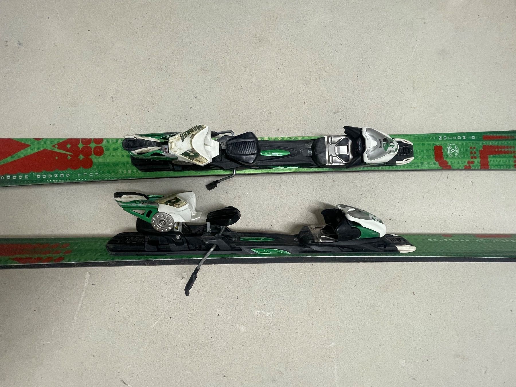 Völkl Sci: Ski Völkl mit verstellbarer Bindung – Usato da Erlinsbach venduto da MS2G 3