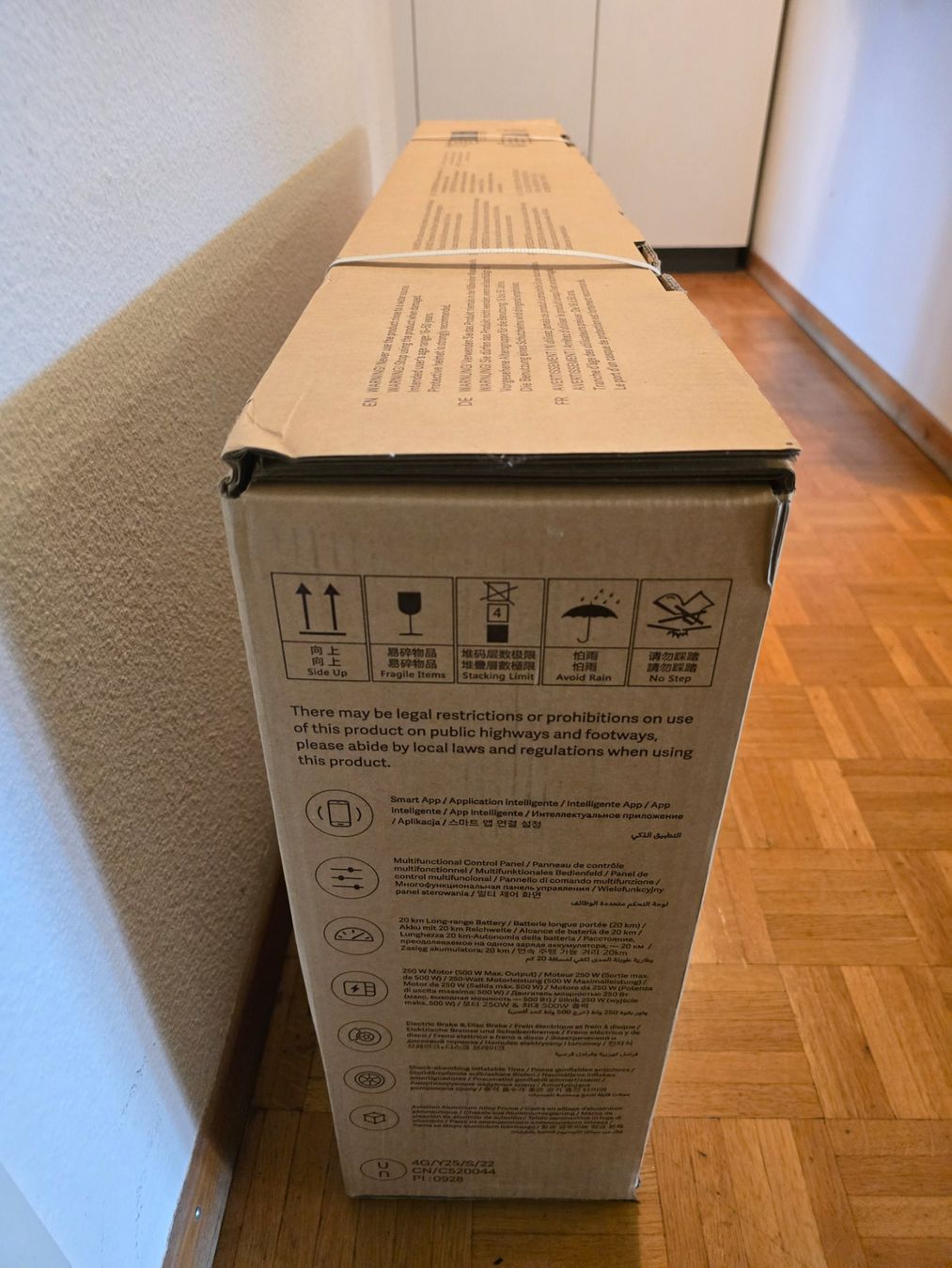 Scooter: Xiaomi Mi Essential E-Scooter – Nuovo e nell'imballaggio originale da Zürich venduto da Cero7 4