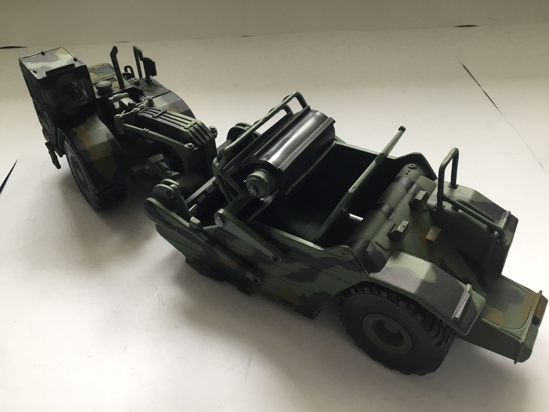 Modellini d'auto: CAT 623G Military Scraper – Usato da Dänikon ZH venduto da didi1103 6