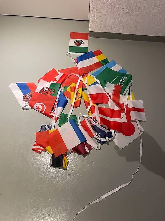 Bandiere: Flaggenbanner – Usato da Grüsch venduto da Anonymus