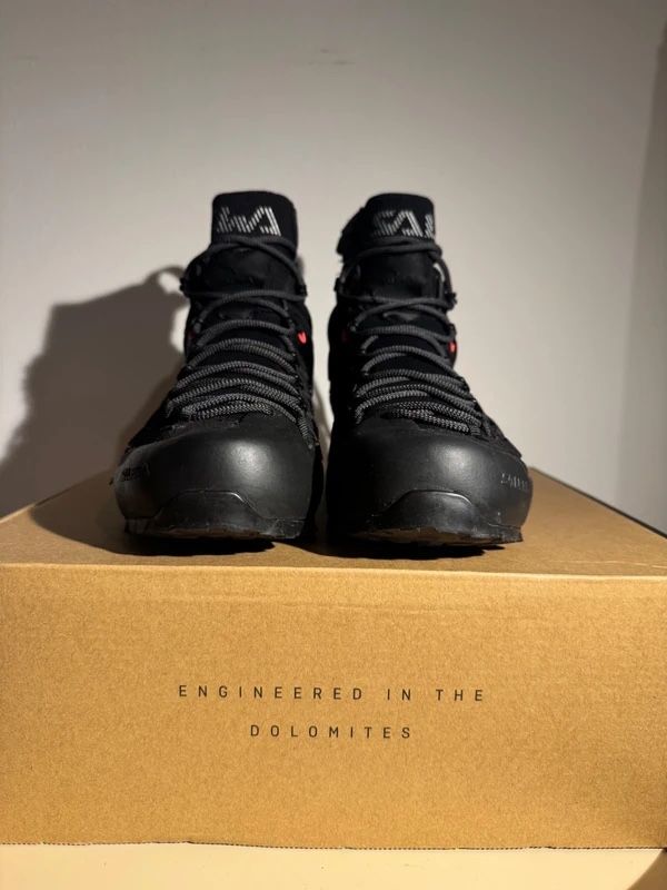 Salewa Scarpe da donna: Salewa Boots black size 39 like new – Nuovo (secondo la descrizione) da Winterthur venduto da ali_l6mq 3